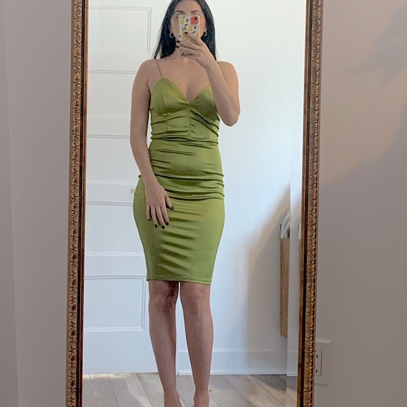 Stretchy metallic green/lime dress - Picture 3 of 6